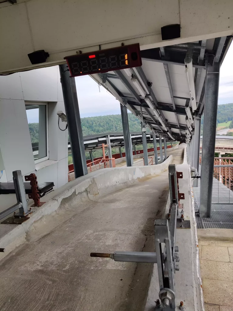 Départ bobsleigh Sigulda